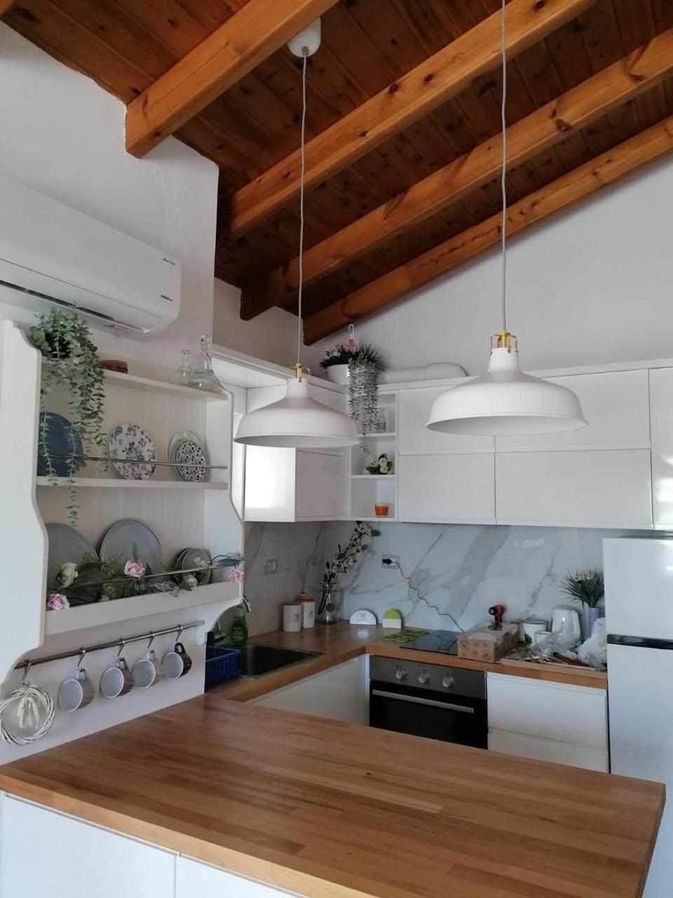 Marianna'S Luxury Apartment Sarande Room photo
